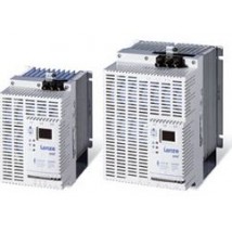 Lenze. Преобразователь частоты SMD, 3-х фазный, 400-480В, 4  кВт, IP20 , с коммуникационными шинами LECOM и Modbus ,без встроенного фильтра